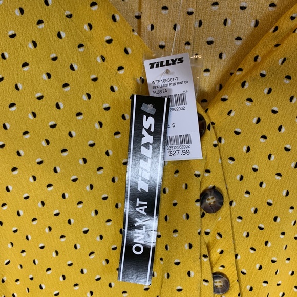 Beautiful dotted, yellow blouse - Picture 2 of 2